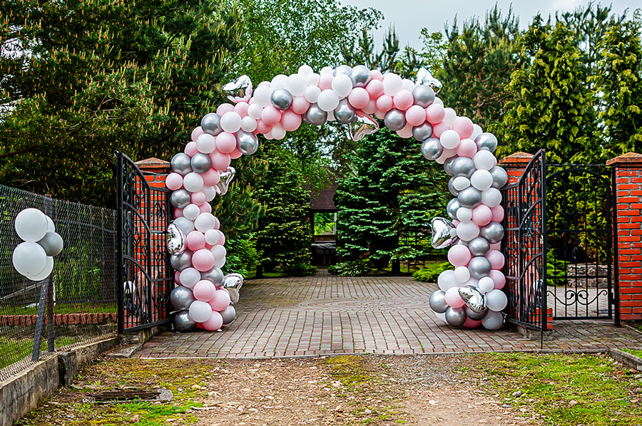 Cổng hoa cưới là gì? các dáng cổng cưới được ưa chuộng?