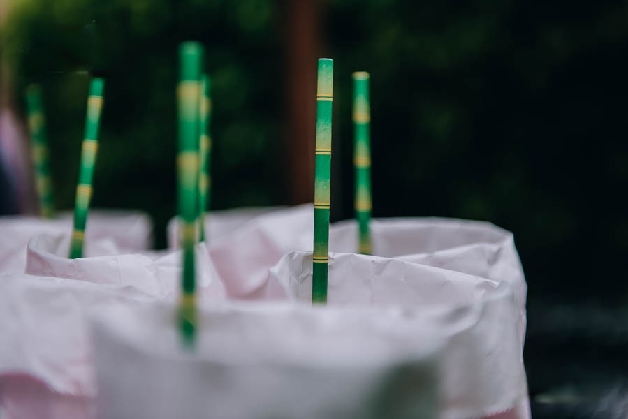 Sử dụng ống hút eco-friendly trong tiệc cưới tại sao không?