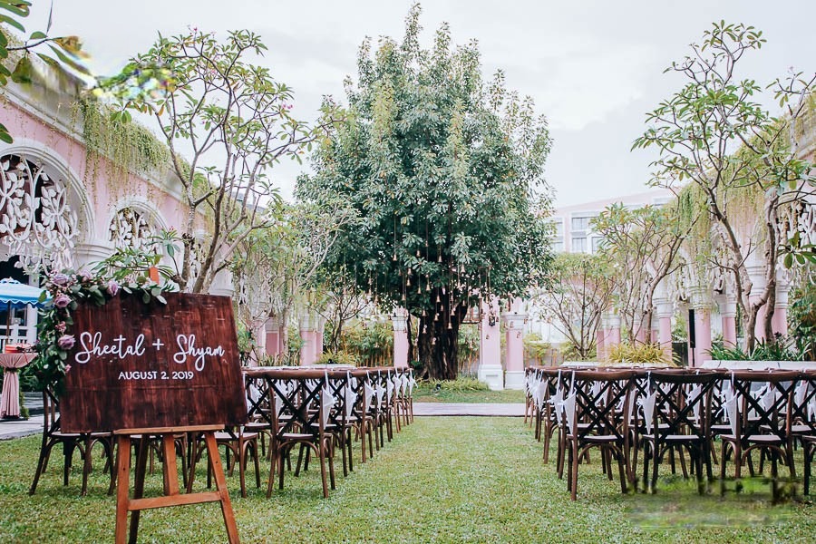 Wedding ceremony kiểu tây nên đầu tư hay làm đơn giản?