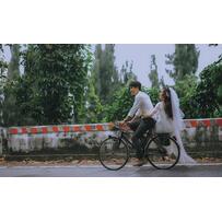 Ảnh cưới như thước phim Hong Kong chụp ở đèo Hải Vân, Lăng Cô