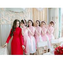 Áo dài bê tráp màu hồng ngọt ngào và cuốn hút cho các nàng