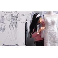 Cô dâu Hà Nội tự thiết kế và may váy cưới qua mạng