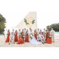 Đám cưới rực rỡ sắc cam bên biển Boracay Đám cưới rực rỡ sắc cam bên biển Boracay