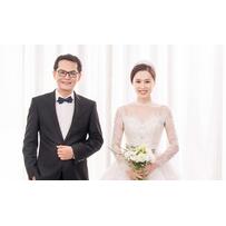 NSND Trung Hiếu tiết lộ ảnh cưới và 3 váy tặng vợ 9X NSND Trung Hiếu tiết lộ ảnh cưới và 3 váy tặng vợ 9X