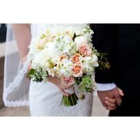 Trả lời 4 câu hỏi liên quan đến bó hoa cưới mà nhiều cô dâu thắc mắc Trả lời 4 câu hỏi liên quan đến bó hoa cưới mà nhiều cô dâu thắc mắc