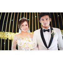 Cô dâu Vũ Ngọc Ánh làm điệu với makeup tông cam