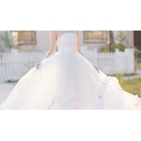 BST váy cưới BACK TO FLORAL – Hành trình đi tìm bản ngã của mỗi cô gái Việt BST váy cưới BACK TO FLORAL – Hành trình đi tìm bản ngã của mỗi cô gái Việt