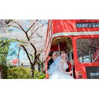 Diễn viên 'Bước nhảy xì tin' hé lộ ảnh cưới ở Hàn Quốc