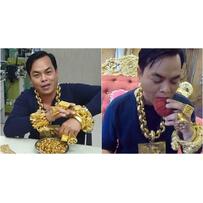 Không chỉ nghiện đeo vàng để khoe khoang, Phúc XO còn đam mê thứ đắt tiền này