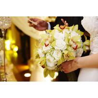 Hoa cưới cầm tay đẹp cho cô dâu