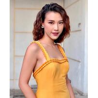 MC Hoàng Oanh “mượn” dịp Valentine công khai bạn trai