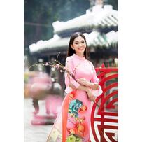 Mỹ nhân Việt diện áo dài “oanh tạc” Xuân Kỷ Hợi 2019