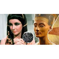 Những kiểu làm đẹp tự dồn mình vào chỗ chết của phụ nữ thời xưa