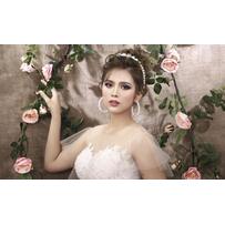 Trang điểm kiểu Tây thời thượng cho cô dâu Việt