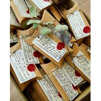 5 tips "biến hình" độc đáo để món quà cưới thêm bắt mắt