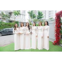 Dàn phụ dâu xinh như Hoa hậu trong đám hỏi Lan Khuê Dàn phụ dâu xinh như Hoa hậu trong đám hỏi Lan Khuê